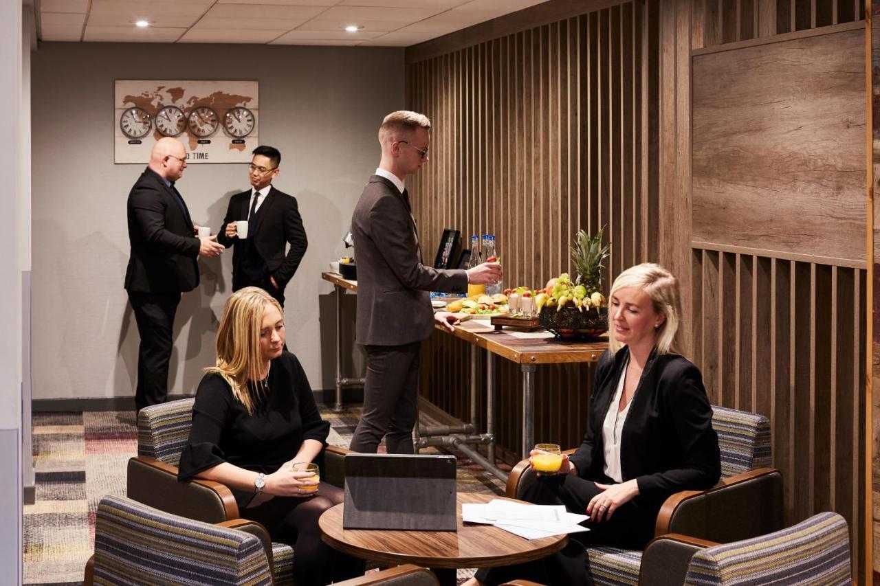 Novotel Wolverhampton City Centre Esterno foto